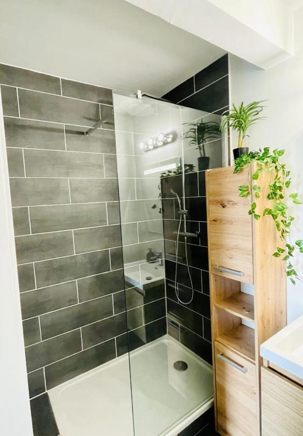 T2 Calme Et Refait A Neuf Limoges Bords De Vienne Apartman Kültér fotó